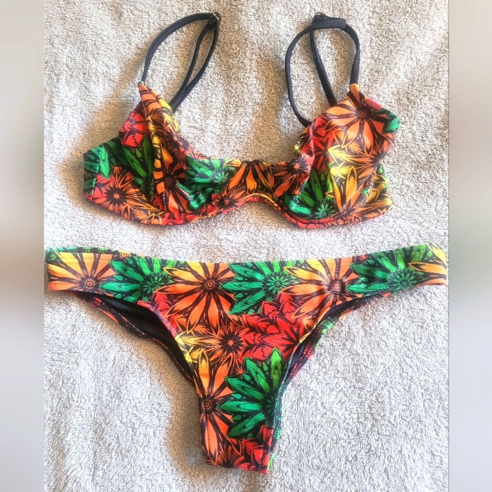 Floral bikini